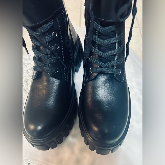 Lady Go Diva ankle booties NEW without box 7.5 - Picture 2 of 7